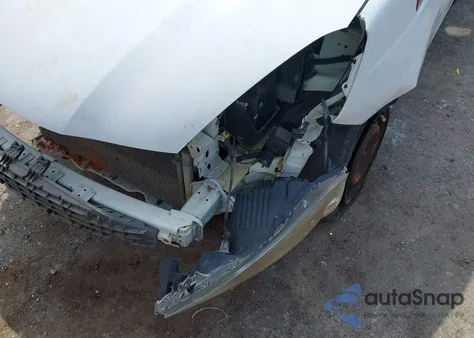 2009 Honda Fit z USA, uszkodzony, nr VIN JHMGE88299S015228